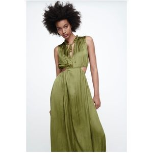 NWT Zara Wrinkle Effect Cut Out Dress